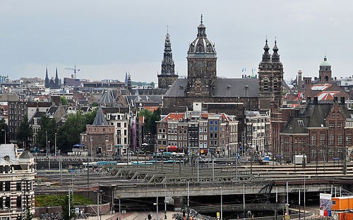 Amsterdam is pushing to become a major European business center