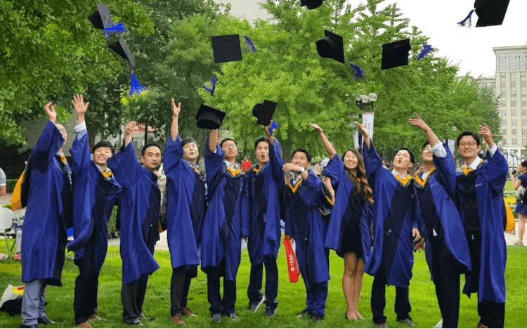 MiF Salary | Master in Finance students at Tsinghua University can expect to earn $142k on average after graduation ©Tsinghua 