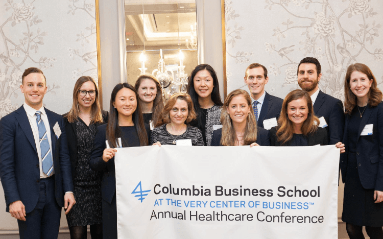 Columbia Business School MBA Jobs & Salary Review: CBS MBAs earn $150,000 on average and 90% receive job offers within 3 months © Columbia-Facebook