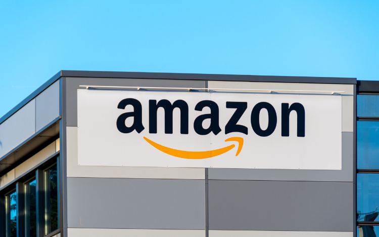 Amazon offers a wide range of high-paying job roles in management and tech offering the chance to earn a competitive Amazon salary ©HJBC/iStock