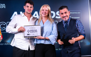 Henrik Stotz (left) and Caroline Baltrusch (right), cofounders of Reduco, the real estate platform that won the Young Hopes prize at INNOVA Europe 2024