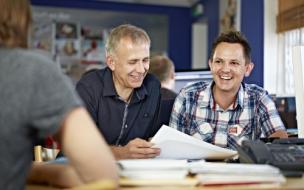 Managing Director of Oculus, Dave Hasler (middle), tells us why his company could hire MBAs!