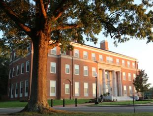 Wake Forest University School of Business hubpage picture